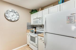 Walk to Beach PCB Gem with Community Pool Access! - Panama City Beach - 2