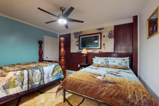 Copano Bay Fishing Lodge - 9