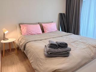 AVALYN Room Plus III - East Ville - Ban Hua Khao Sammuk - 9