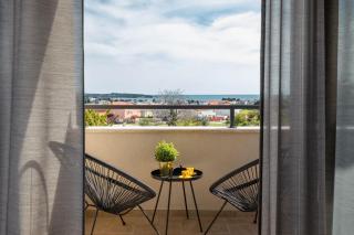 Charmante Ferienwohnung Mit Balkon - Karpinjan - 8