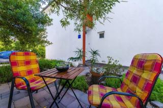 Ferienwohnung Tihana Mit Mediterranem Garten - Stari Grad - 2