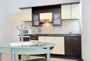 Ferienapartment Mit Balkon Für Fünf Personen - Gornji Karin - 4