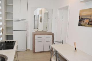 Ruhige Ferienwohnung Mit Terrasse Und Garten - Pakoštane - 5