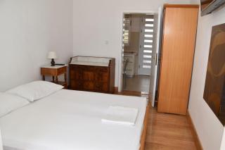 Ruhige Ferienwohnung Mit Terrasse Und Garten - Pakoštane - 2