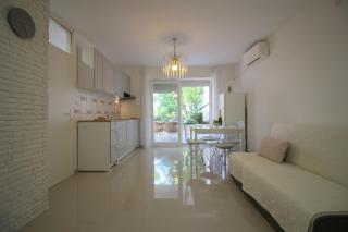 Ferienwohnung Zen für 2 Personen mit eigenem Garten - Poreč - 3