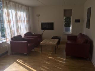 Geräumiges Ferienhaus Mitten Im Wald - 3