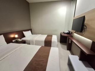 Grage Hotel Malang by TOS - Blimbing - 3