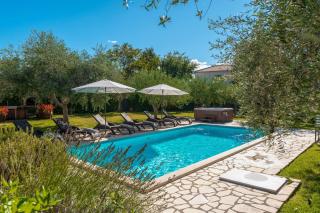 Casa Clara für 8 Personen mit Pool, Jacuzzi und Panoramameerblick bei Porec - Kaštelir - 5