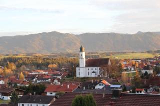 Panoramaausblick Auf Berge, See Und Ort In Ruhiger Lage - Lechbruck - 5