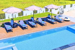 Haus In Georgioupoli Mit Außenpool Und Atemberaubender Aussicht - Kavros - 2
