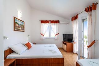 Großes Studio Apartment - Starigrad-Paklenica - 3