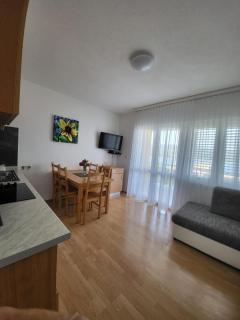 Villa Jelica, Ferienwohnung In Der Ersten Etage - Trogir - 3