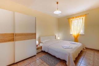 Appartement in Veli Lošinj mit Terrasse, Garten und Grill - Veli Lošinj - 1