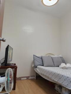 Charles Haven's Crib - Spring Residences - Manila - 5