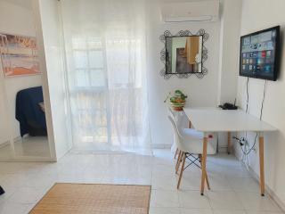 Gemütliche Ferienwohnung Im Herzen Von Nerja - Nerja - 0