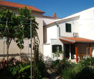 Gemütliche Ferienwohnung Emil - Murter - 9