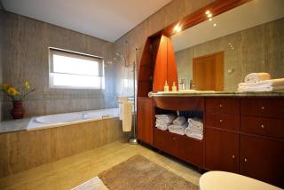 Ferienvilla Mit Pool, Jacuzzi Und Tennisplatz - - 3