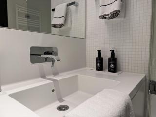 Luxury City Apartment with Skyline View - Vienne - 1
