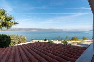 Geräumige Ferienwohnung in Arbanija mit Großem Balkon und Meerblick - Trogir - 7