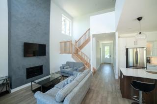 Tobermory Modern Waterfront Escape - Miller Lake - 7