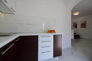 Ferienwohnung Sabina mit schönem Garten, 2 Schlafzimmer, am Waldrand - Poreč - 3