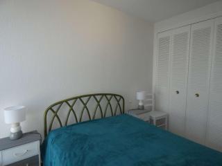 Appartement T2 Cabine - Quartier Animé, Vue Mer, Parking Privé - FR-1-328-260 - 4