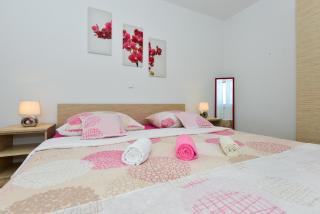 Ferienwohnung Für Fünf Personen Im Ersten Stock - Vir - 7