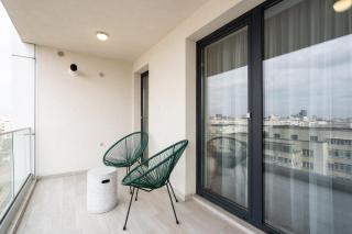 Classy Sassy - Elegant Escape in Timpuri Noi - Bucarest - 6