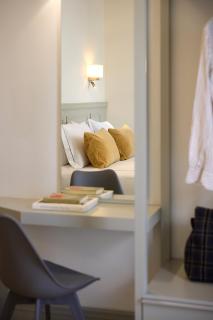 AthenSun Luxury Suites - Athens - 4