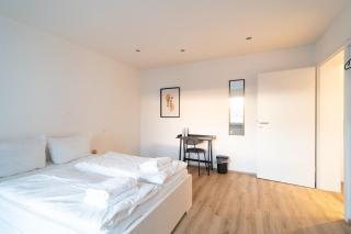 Cozy 2-room apartment with WiFi & SKY - Coblença - 4