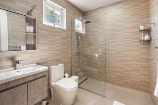 Bungallow with 3BR pool and bbq in Green Village - 1