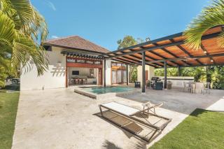 Bungallow with 3BR pool and bbq in Green Village - Punta Cana - 0