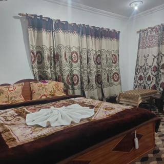 Hotel Relax Inn - Sonāmarg - 9
