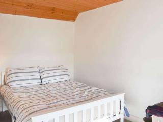 Relaxing 1Br Escape - Near Beaches & Nature Walks - Brynteg - 1