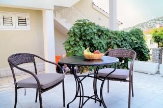 Garten Bungalow Luger Für Zwei Personen - Ražanj - 3