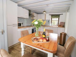 Edmunds Cottage - Bedale - 5