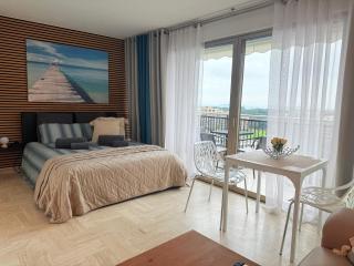 My Resid Appart Divina Cannes Marina vue mer - Mandelieu La Napoule - 8