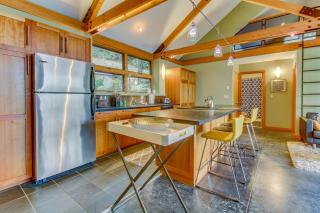 Driftwood Retreat - Anacortes - 3
