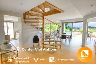 Duplex Vieil Antibes 3 chambres Parking avec vue mer Wifi - LIMESTAY - Antibes - 0