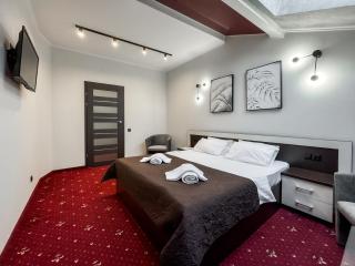 Apartments On Zaliznychna 49 - Ivano-Frankivsk - 0
