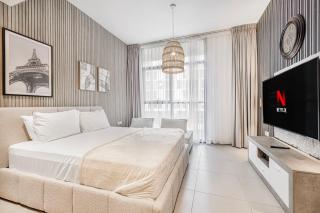 Tropical Poolside Studio by Blue Cloud Holidays - 4