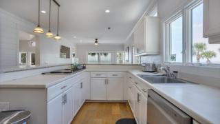 Luxury Family Beach Home, Oceanfront, Pool, Walkable to Coligny Plaza - 1