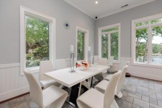 Luxe Family Retreat with Lagoon Views, Private Pool, Game Room, Concierge Services - Hilton Head Island - 2