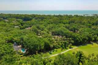 Family Home on Golf Course , Private Pool and Spa, Putting Green, Large Patio - Hilton Head Island - 1