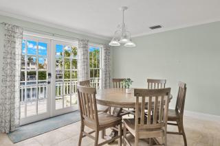 Beach Dayz, Walk to Beach, Restaurants, Boat Dock and More - Bonita Springs - 1