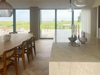 Unique Holiday Home Directly On The Beach - Middelfart - 5