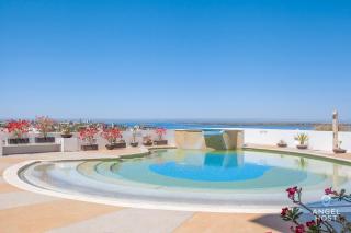 Condos with Spectacular Views & Pool Onsite - La Paz - 0
