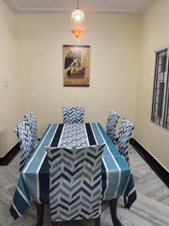 Modern 4 BHK - 4