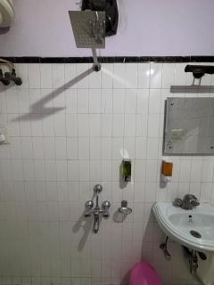 Modern 4 BHK - Hyderabad - 2