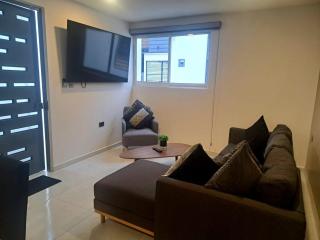 Departamento Amplio y Comodo - 4